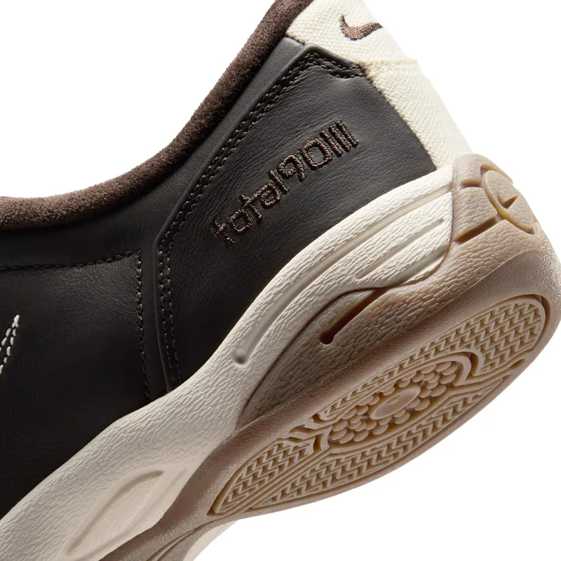 Nike Total 90 Bruin (IQ0271-047)