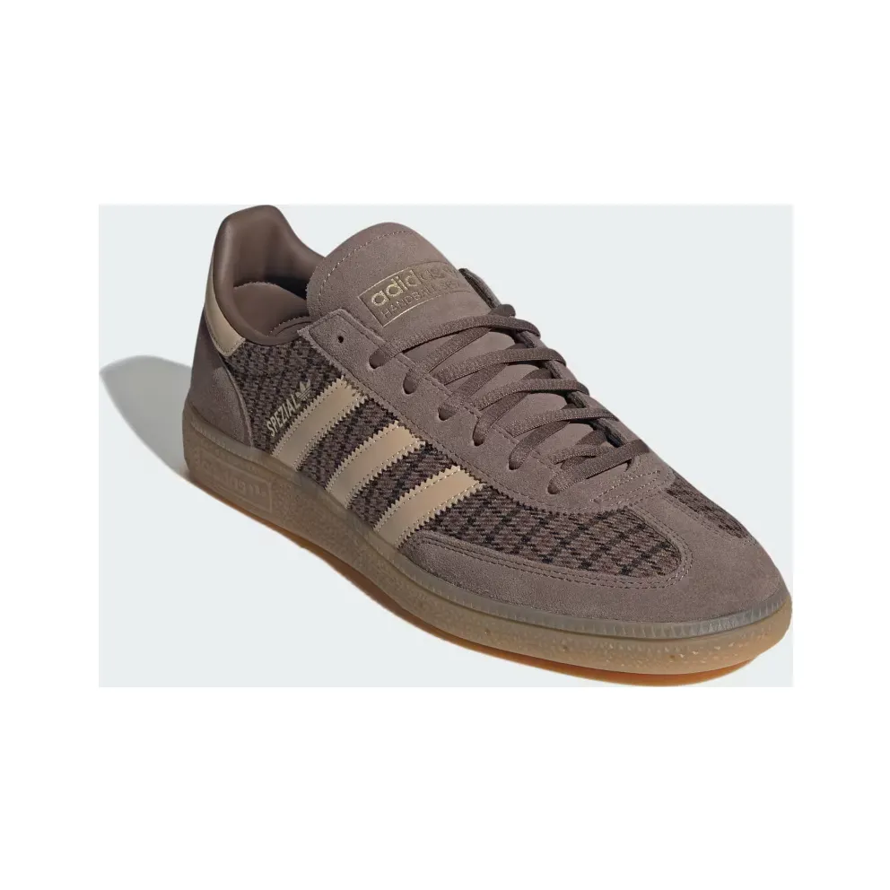 adidas Handball Spezial “Earth Strata / Magic Beige / Gum” (KI2971)