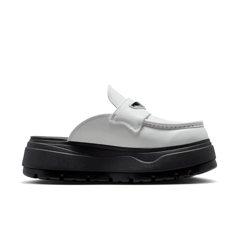 Jordan Mule “Summit White Black” (HJ4292-100)