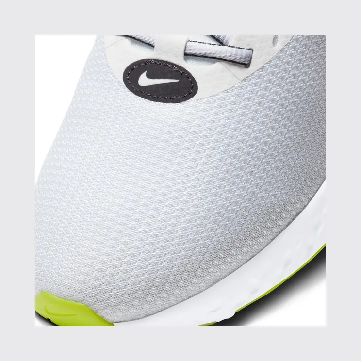 nike-revolution CZ8591-102