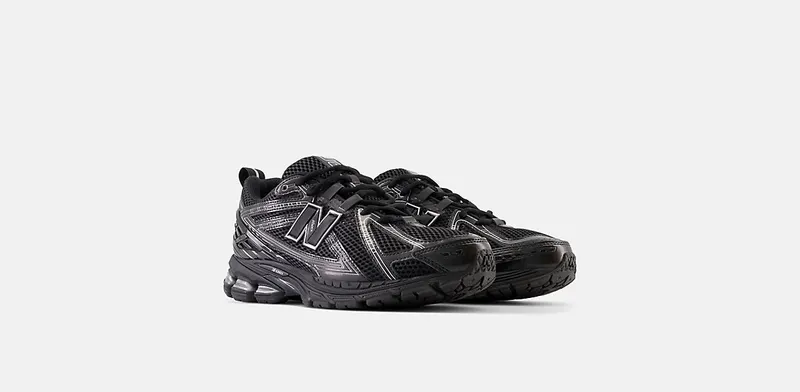 New Balance 1906R Black Silver (M1906RCH)