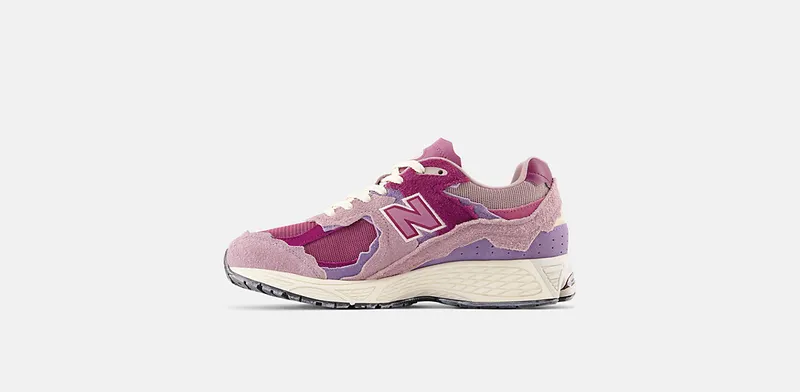 New Balance 2002R Protection Pack Pink (M2002RDH)