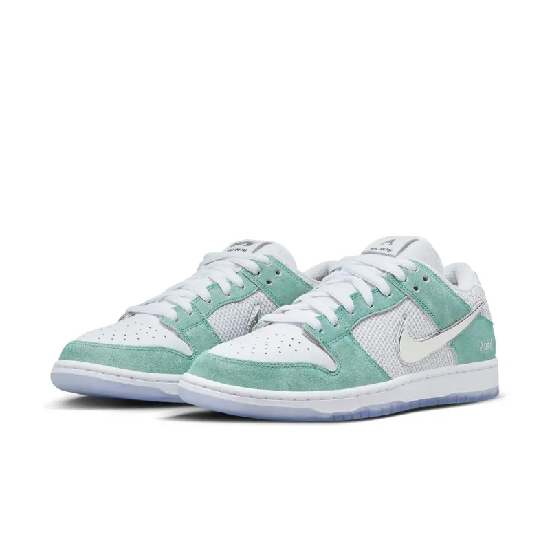 Nike SB Dunk Low Pro Racer Blue/White/Metallic Silver (FD2562-400)