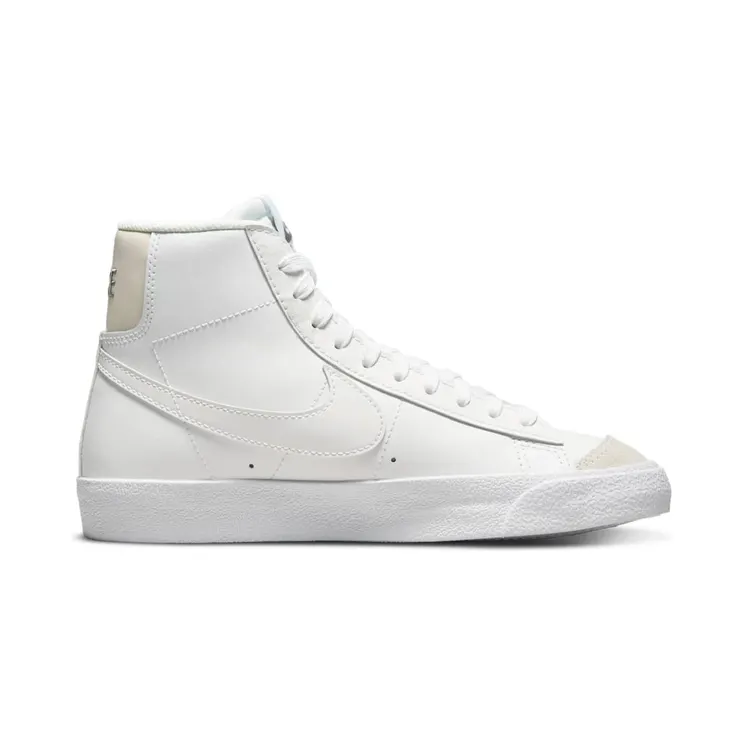 nike-blazer DA4086-104