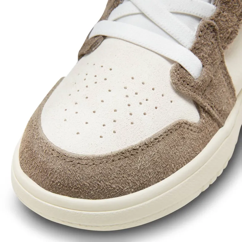 Jordan 1 Retro Low ALT Year Of The Rabbit (2023) (DZ4443-200)