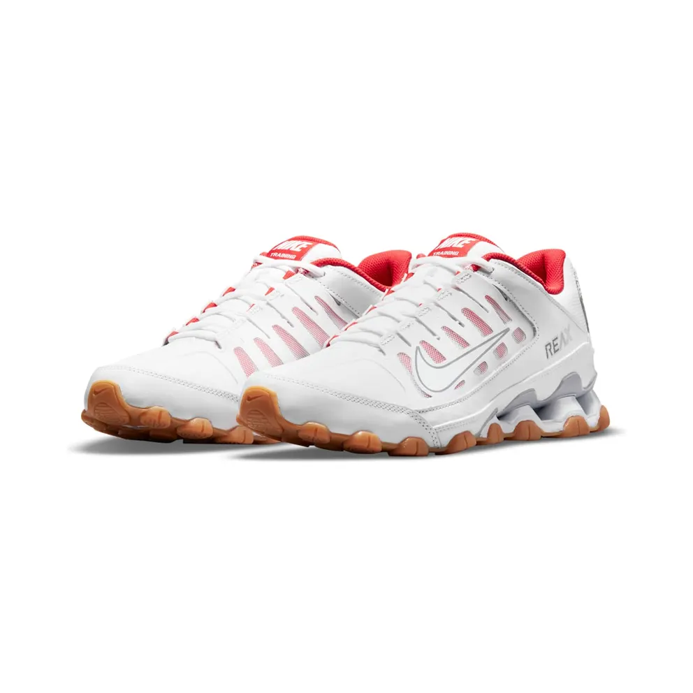 Nike Reax 8 TR “White Wolf Grey Chile Red” (621716-103)
