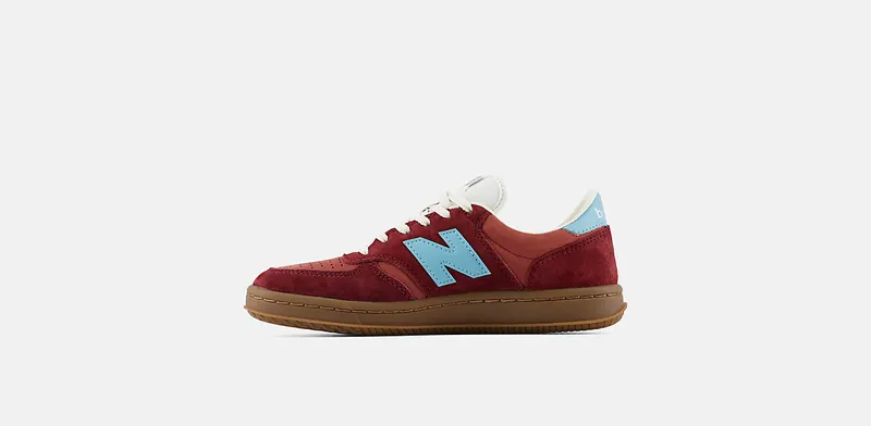 NEW BALANCE T500 “CLASSIC CRIMSON / TAFFY BLUE” (M5003RT)