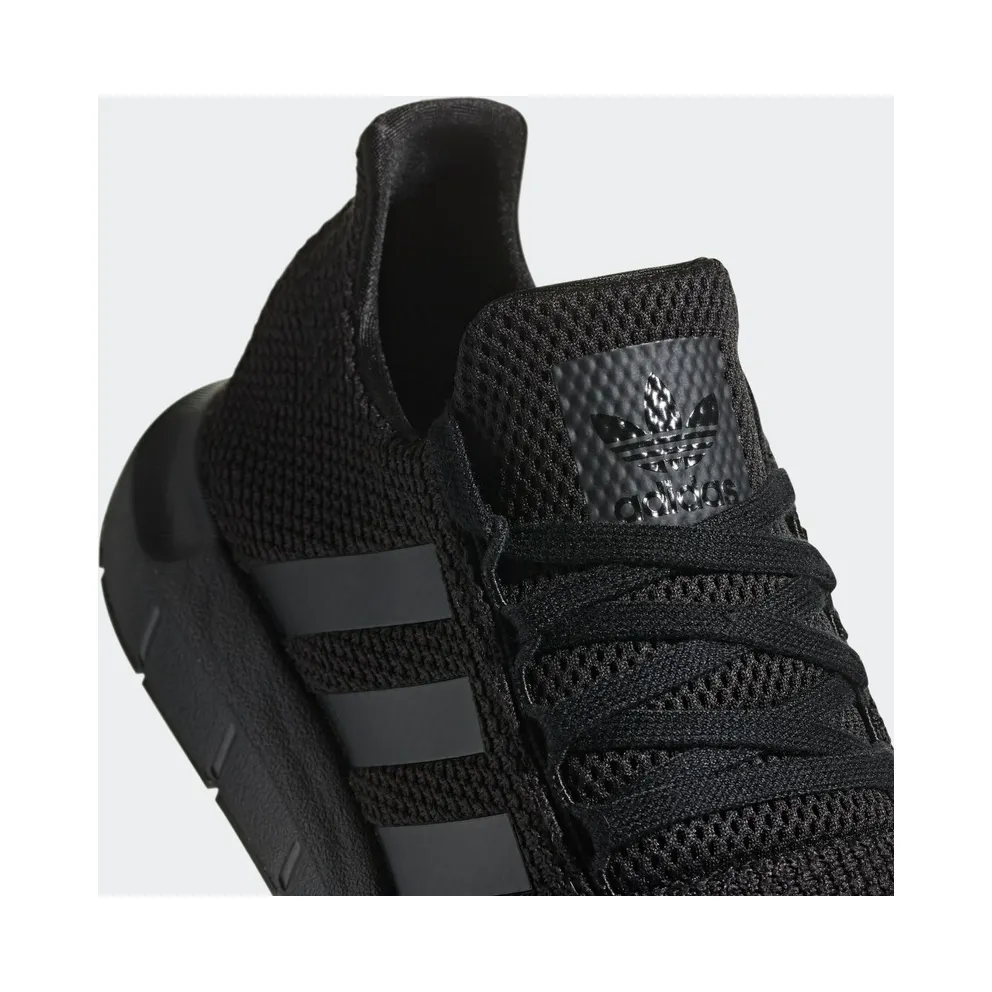 Adidas Swift Run Core Black / Core Black / Cloud White (AQ0863)