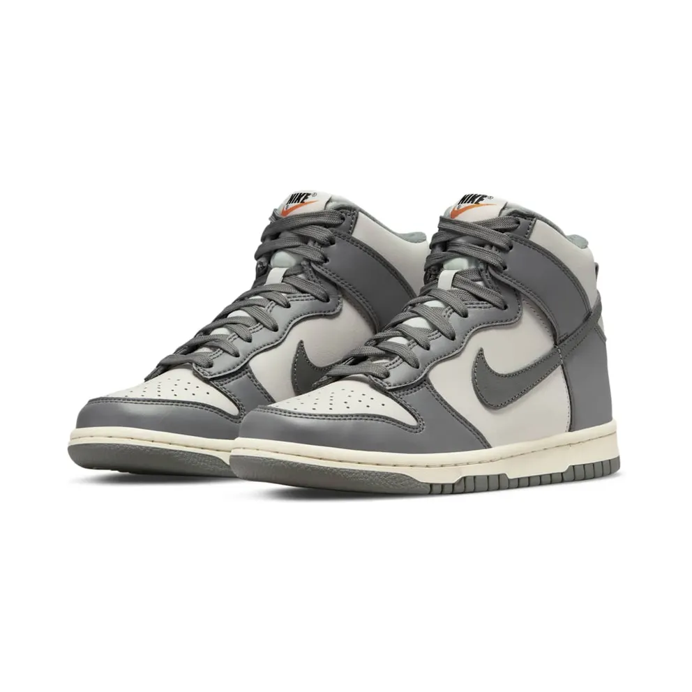 Nike Dunk High SE (GS) “Grey/Sail” (DM1028-001)