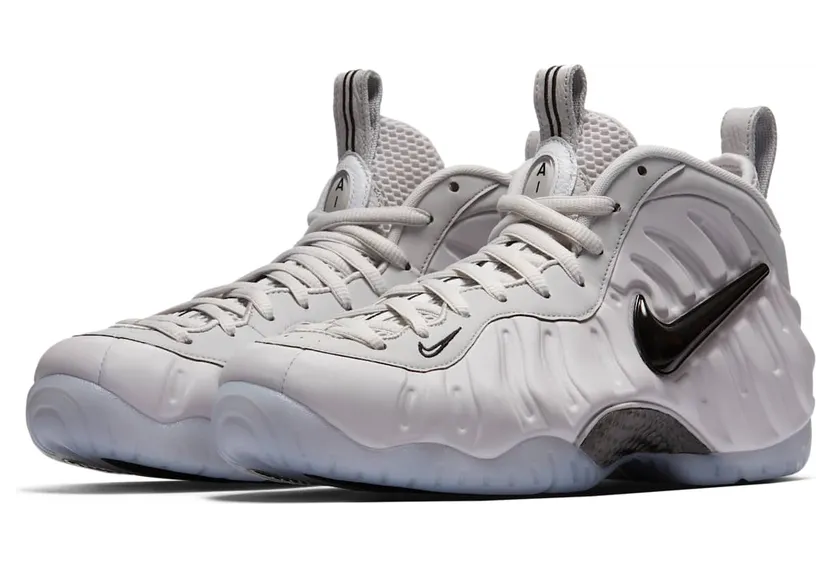 nike-air-foamposite AO0817-001