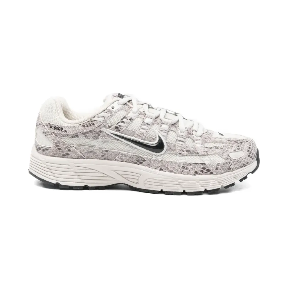 Nike P-6000 SE mit Schlangen-Effekt – Nude (IH4451)