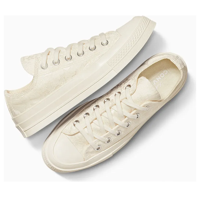 converse-chuck-taylor-all-star A13666C