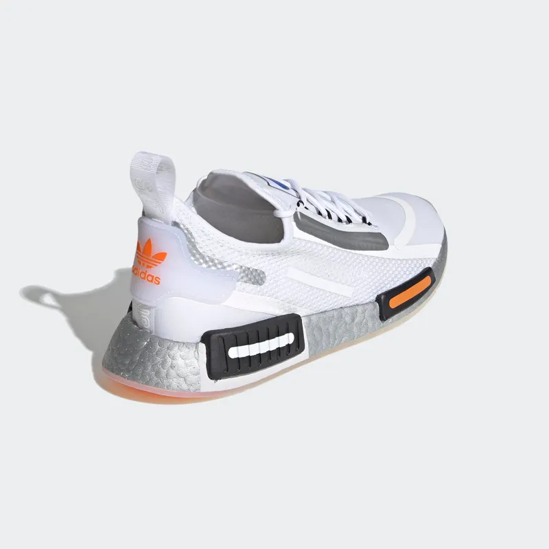 adidas NMD R1 Spectoo NASA Cloud White Cloud White/Cloud White/Core Black (FX6818)