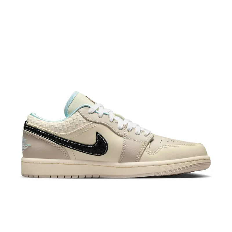Jordan 1 Low SE Sanddrift Glacier Blue (HQ3440-101)