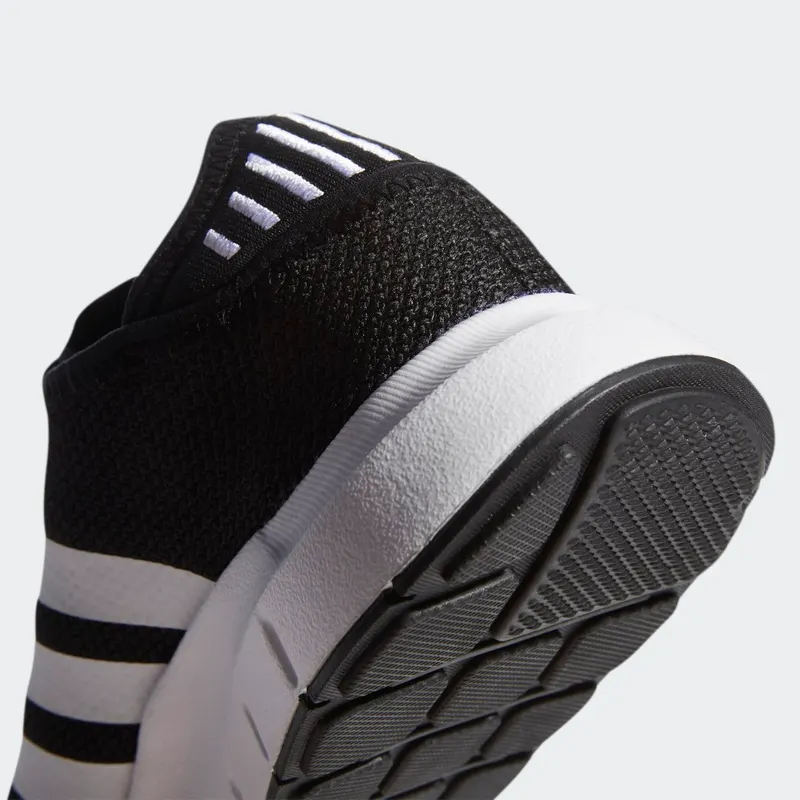adidas Swift Run X Core Black / Cloud White / Core Black (FY2110)