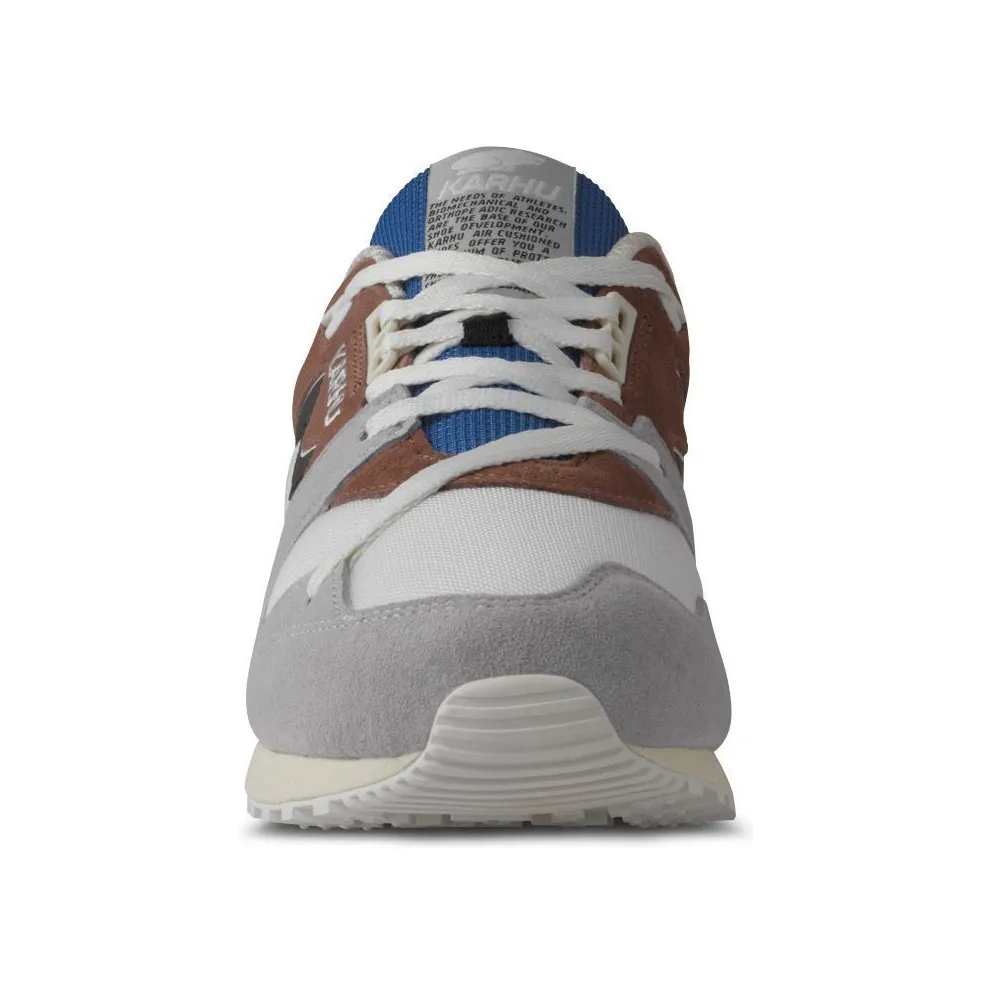 Karhu Synchron Classic Dawn Blue / Jet Black (F802668)