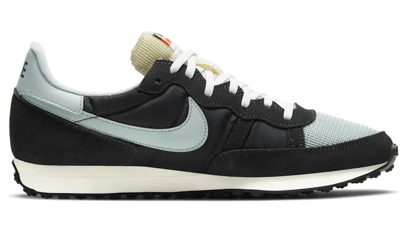 nike-challenger CW7645-007