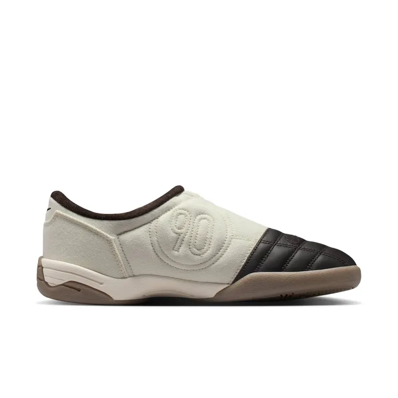 Nike Total 90 Bruin (IQ0271-047)