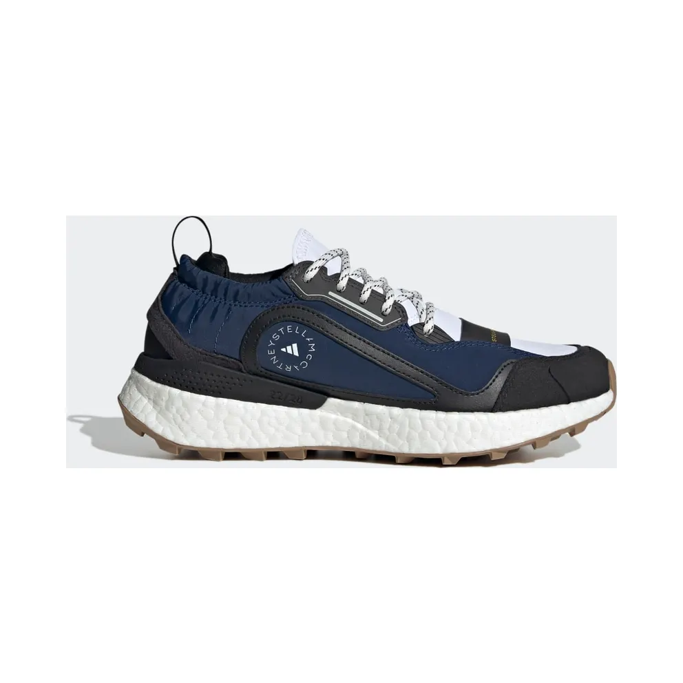adidas by Stella McCartney Outdoorboost 2.0 COLD.RDY Laufschuh Mystery Blue / Cloud White / Utility Black (GX9870)