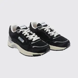 Autry Hyperway Low-Top Sneakers in Leather and Mesh with a Serrated Sole Black (HYLWWM02)