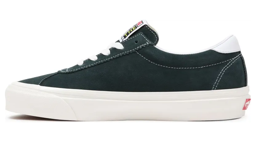 vans-style VN0A3WLQYDX