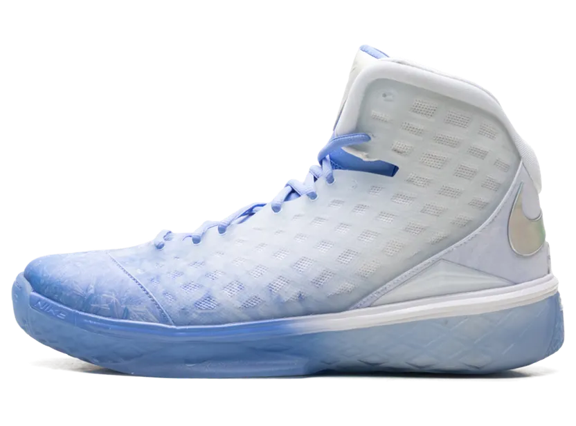 Nike Kobe 3 Protro “Christmas” (IQ5338-400)