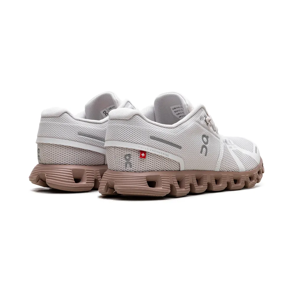 On Running On Cloud 5 “Sand Rosebrown” (59.97767)