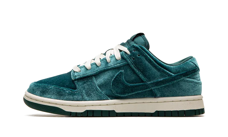 Nike DUNK LO MNS “Green Velvet” (DZ5224-300)