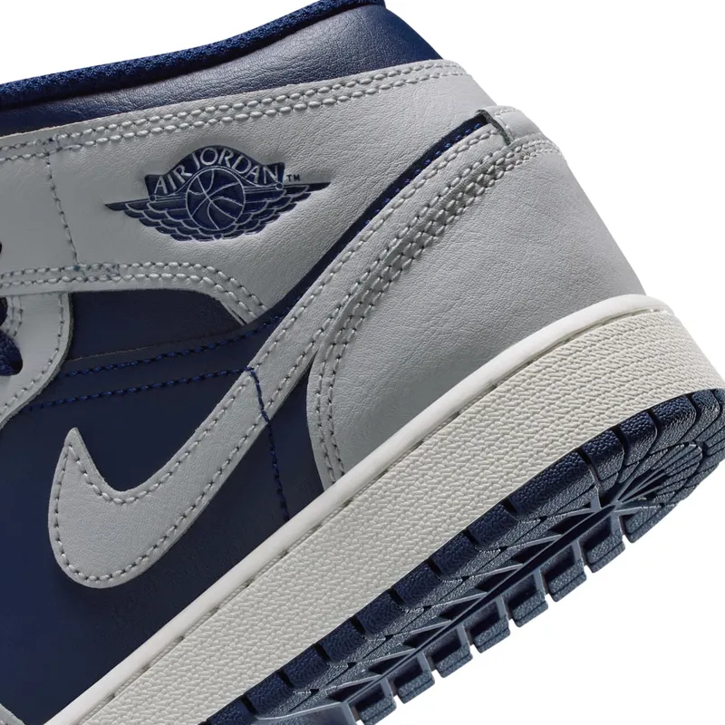 air-jordan-1 DQ8423-403