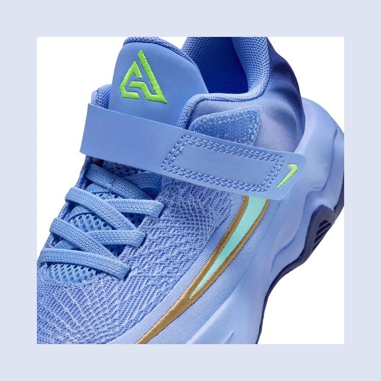 nike-giannis-immortality IH7665-400