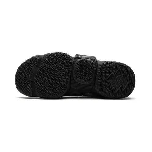 nike-lebron-15 AO1068-100