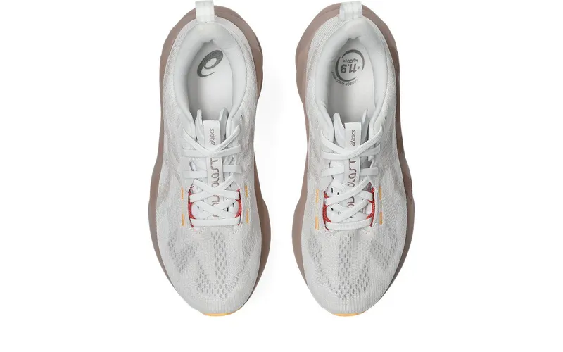 ASICS Novablast 5 White Fawn (1012B765-102)