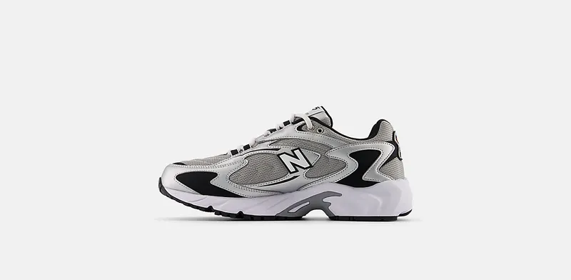 New Balance 725V1 “METALLIC SILVER” (ML725UB)