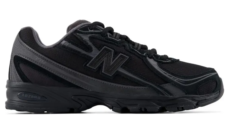 New Balance 740 Black