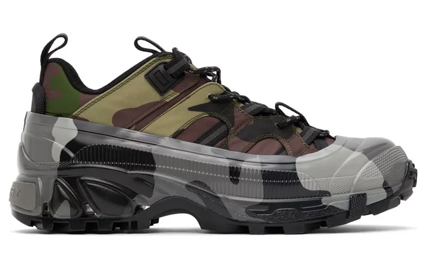Burberry Green Camo Arthur Sneakers (8042185)
