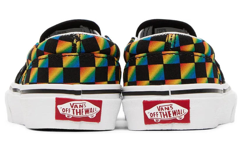vans-slip-on VN0A7Q5GBLK