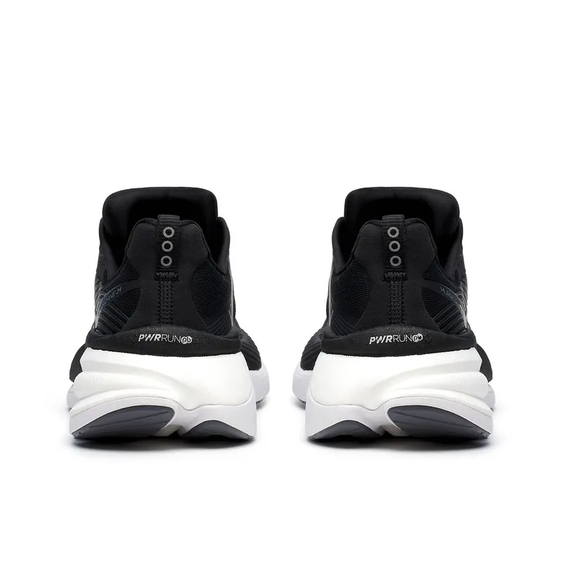Saucony Hurricane 24 – “Black Carbon” (S10934-100)