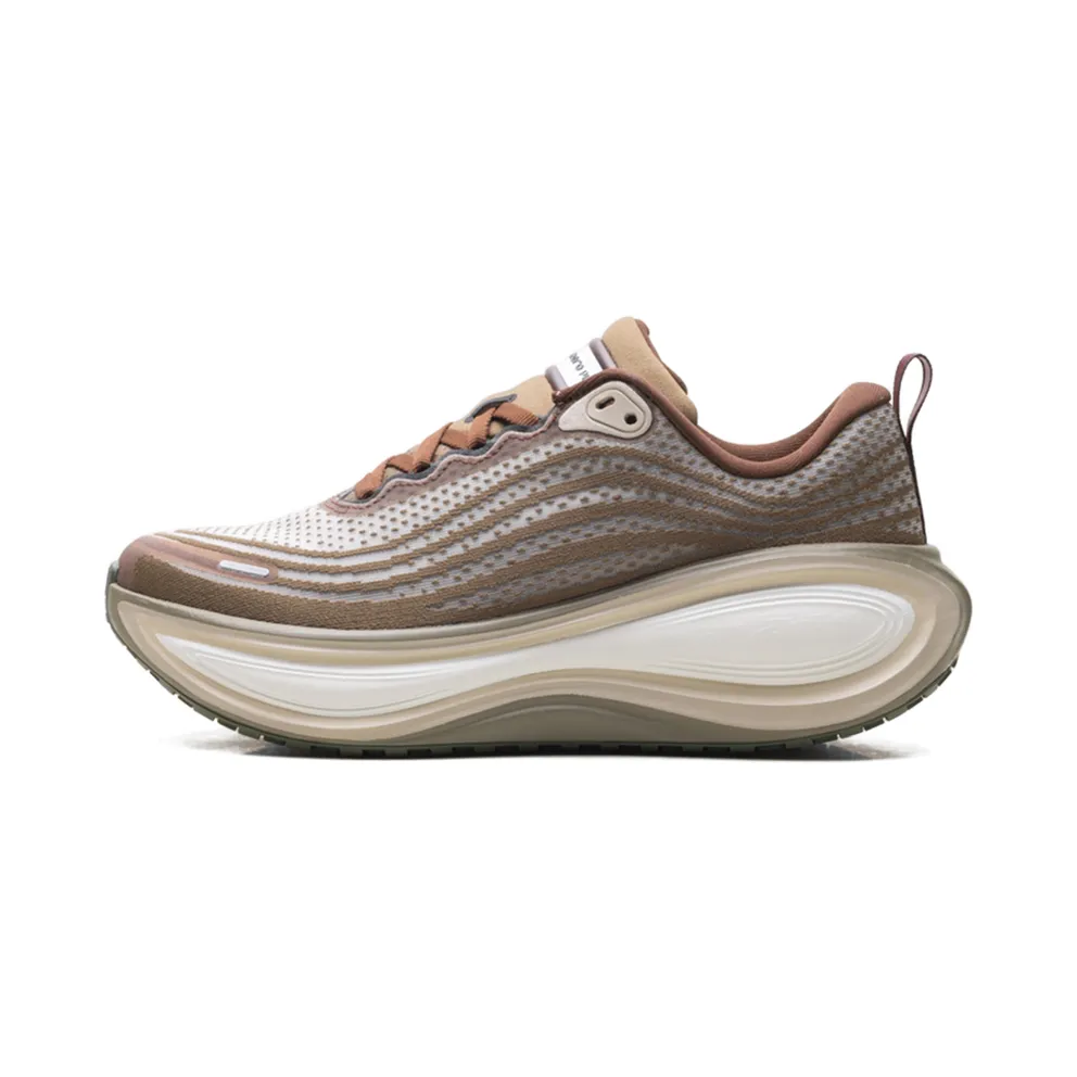 Nike Vomero Plus “Off Noir Pecan Phantom” (IO4482-001)