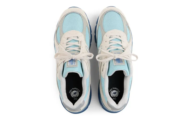 New Balance 990v4 “MiUSA Moonbeam Cloud Blue” (U990MB4)