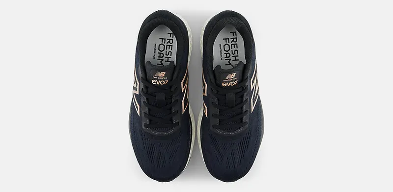 New Balance Fresh Foam X EVOZ v4 Phantom Black Silver Metallic (WEVOZLK4)