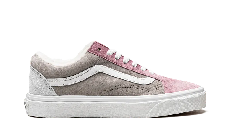 Vans OLD SKOOL “PIG SUEDE SHERPA” (VN0005UAMUL)