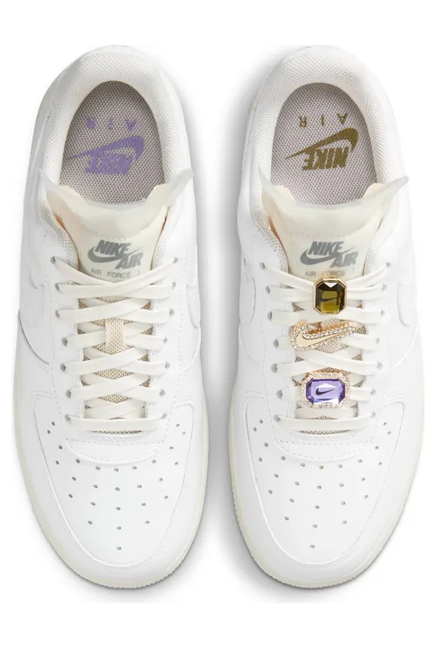 nike-air-force DN5463-100