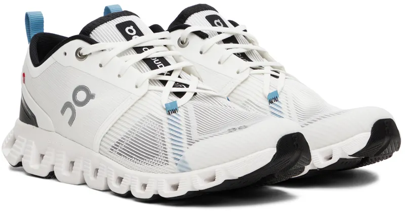 On White Cloud X 3 Shift (66.98467)