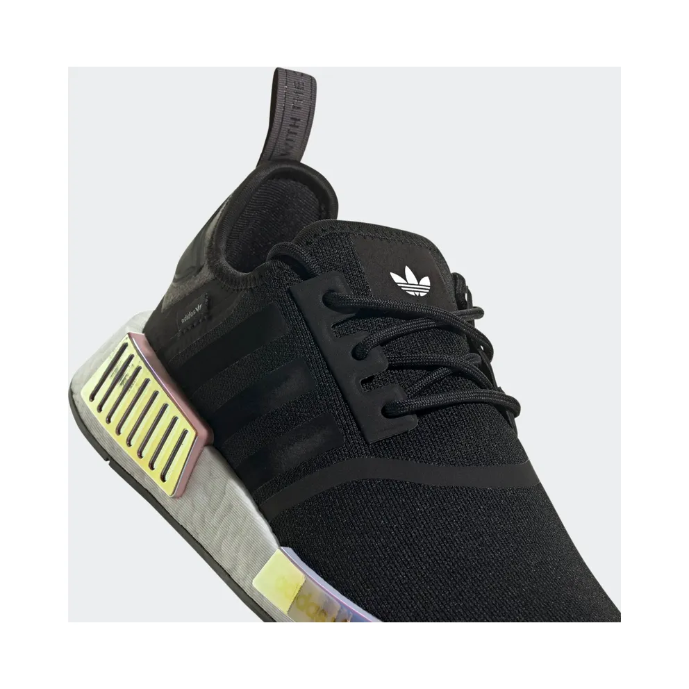 Adidas NMD_R1 Core Black / Core Black / Magic Mauve (GY8537)