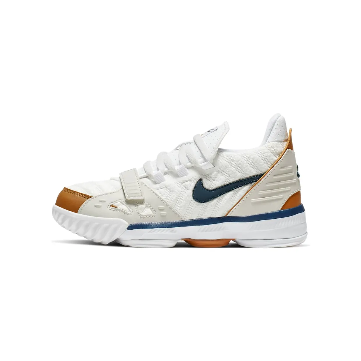 nike-lebron-16 CJ6705-100