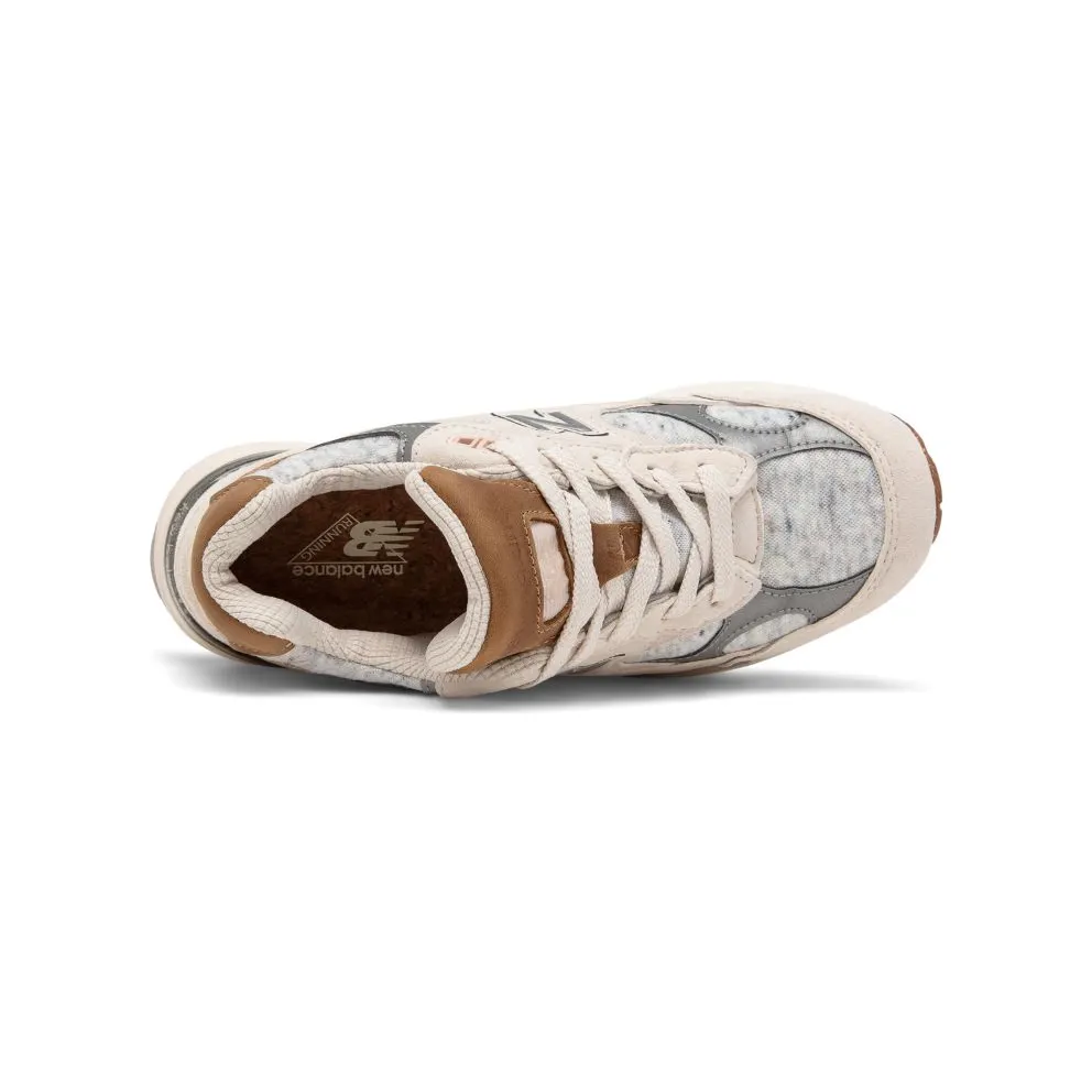 New Balance 992 MiUSA Raw Silk (W992FN)