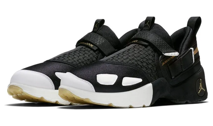 Jordan Trunner LX BHM (2017)