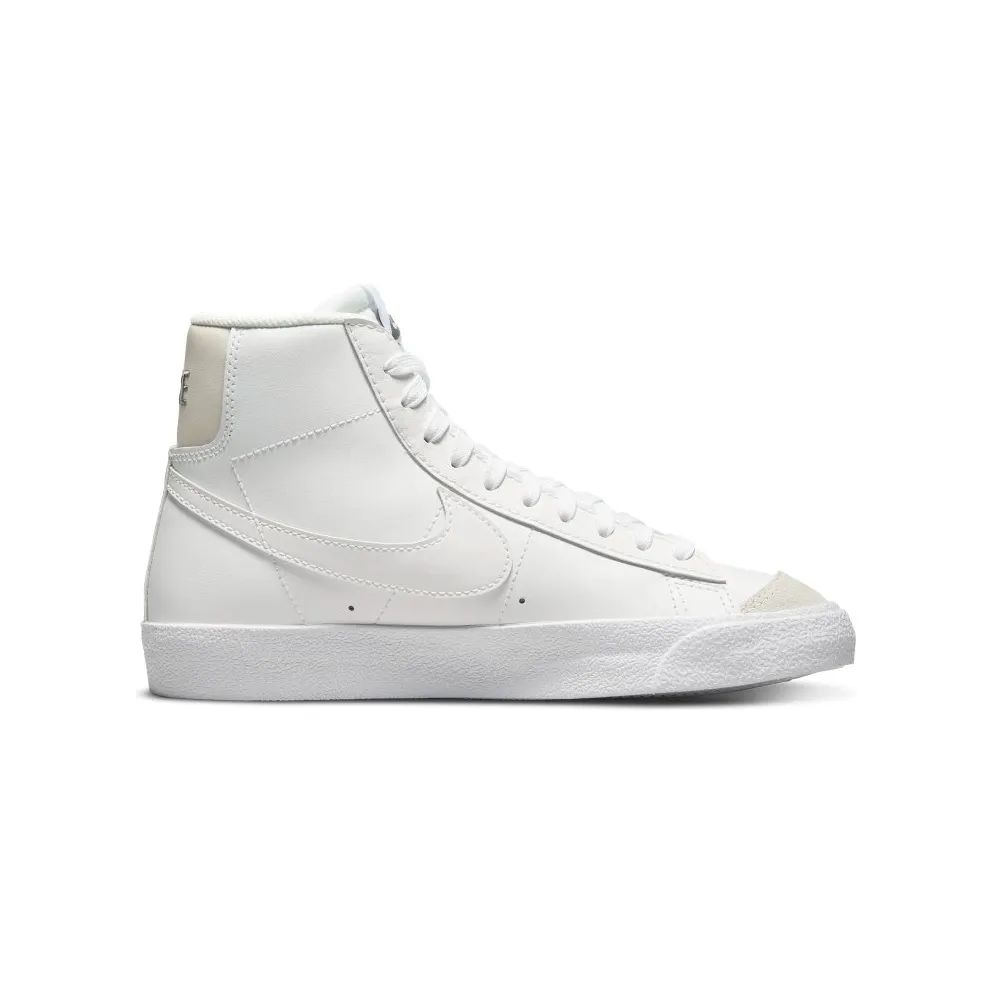 Nike Blazer Mid ’77 Older Kids’ White (DA4086-104)