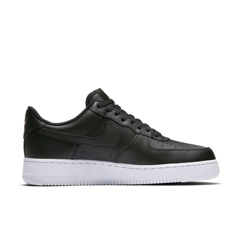 Nike Air Force 1 07 – Black