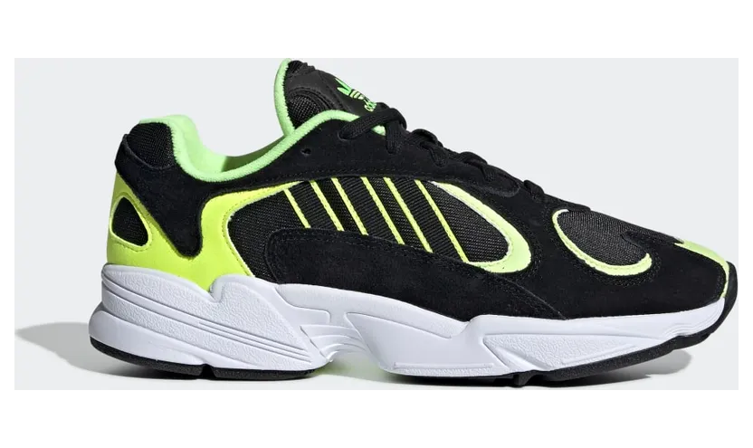 adidas Yung-1 Schuh Core Black / Core Black / Hi-Res Yellow (EE5317)